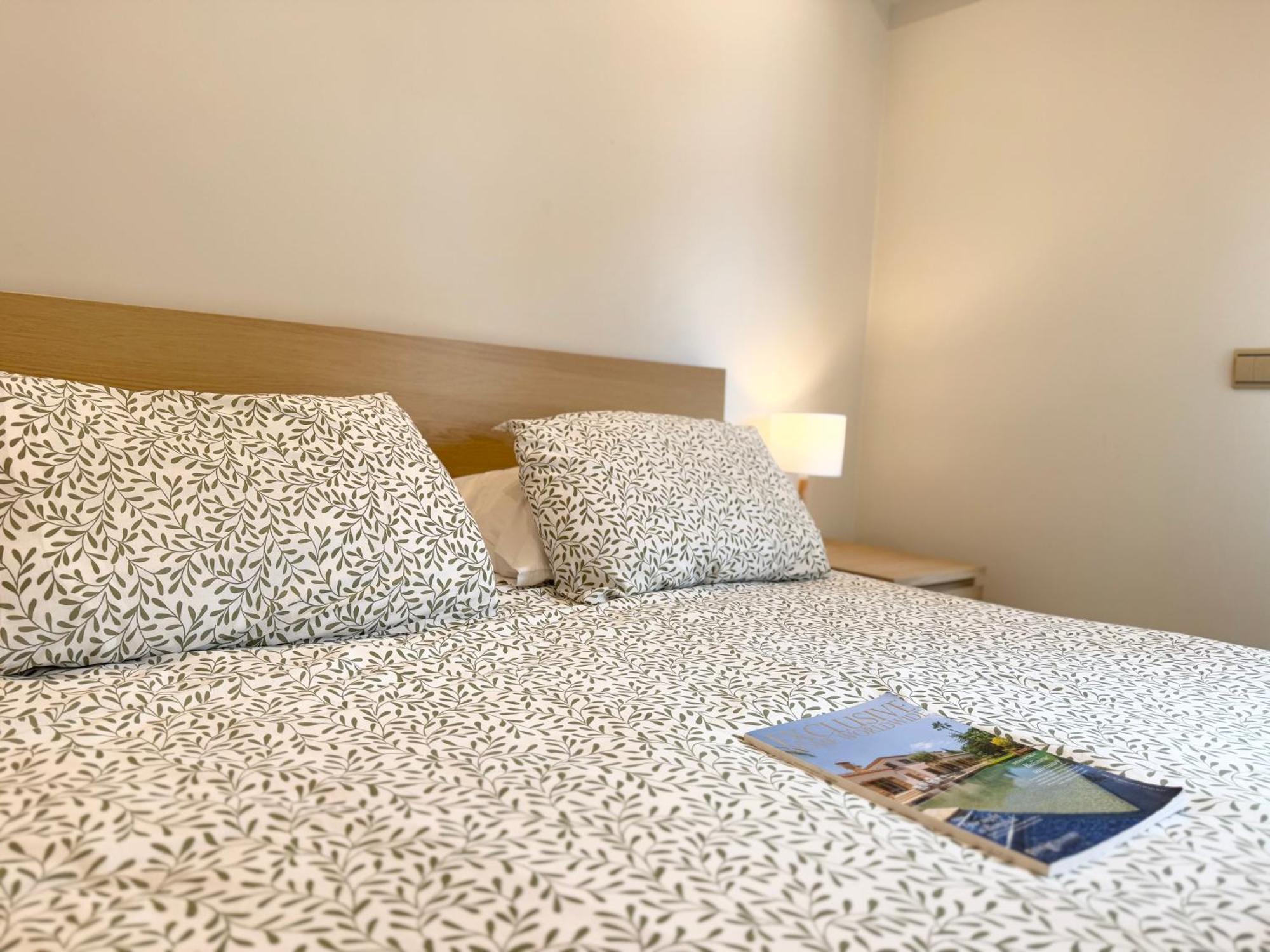 Villa Amorio A Spacious Modern Getaway With A Private Heated Pool & Sea Views Costa Adeje  Eksteriør bilde