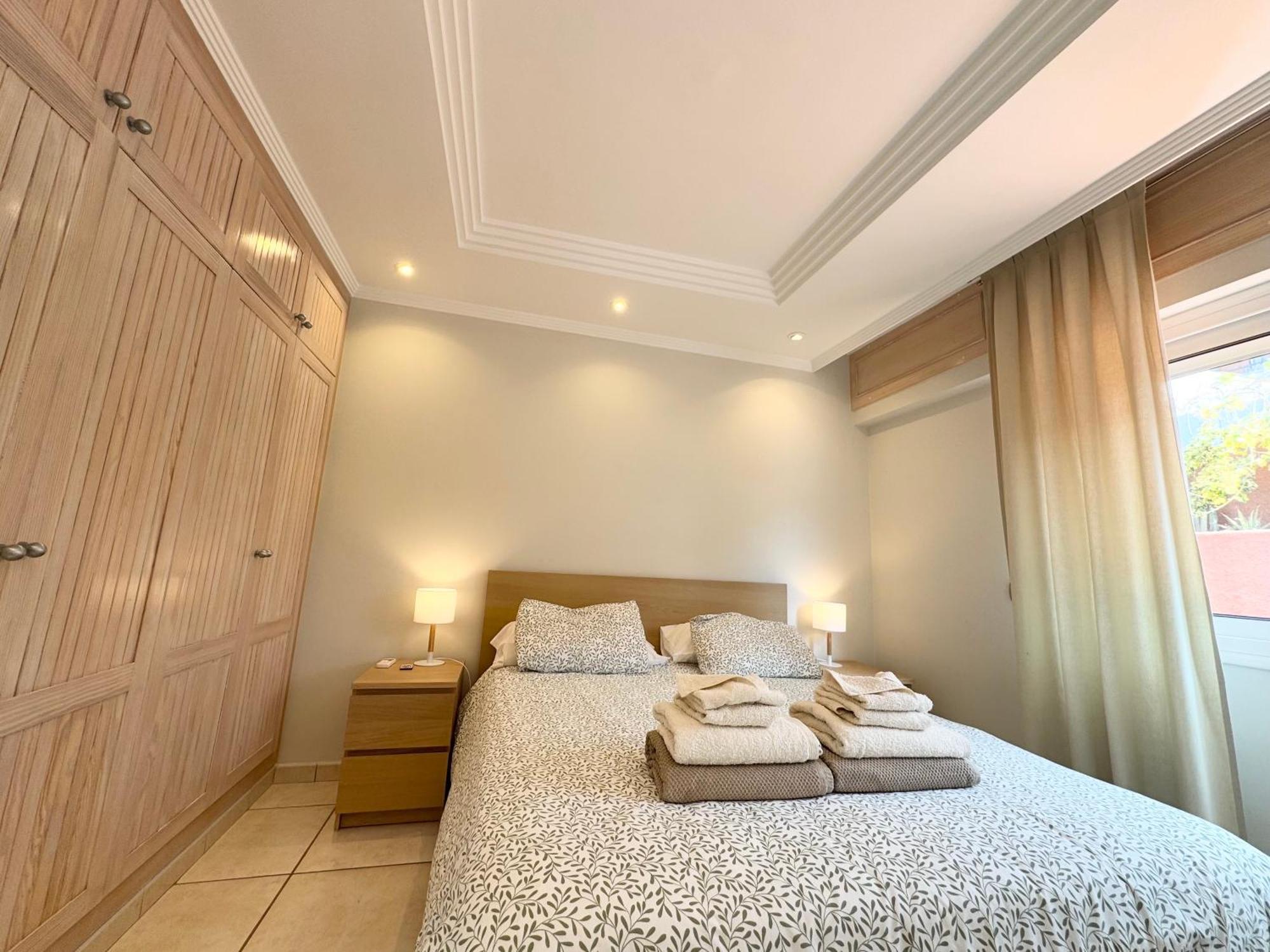Villa Amorio A Spacious Modern Getaway With A Private Heated Pool & Sea Views Costa Adeje  Eksteriør bilde